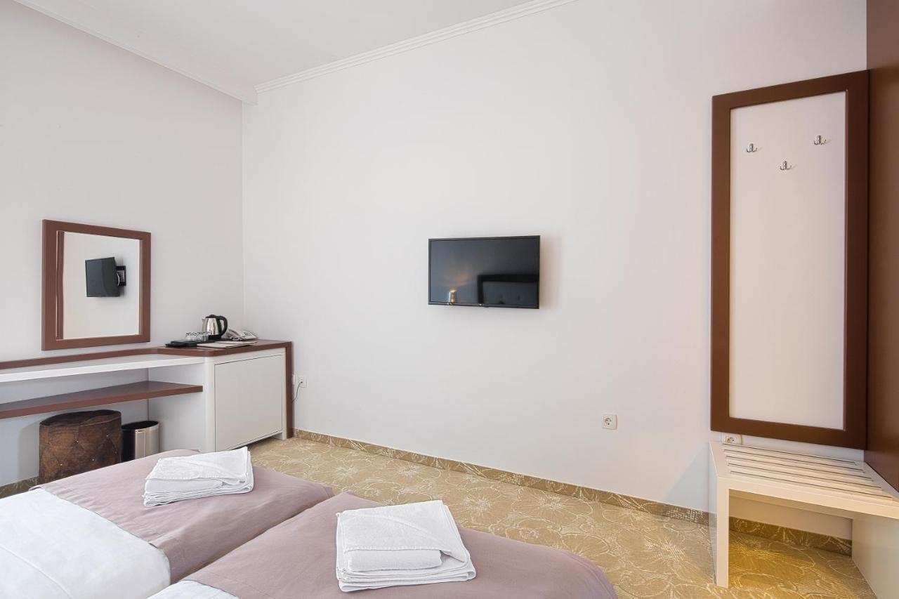 Hotel Pozzo Budva Bagian luar foto