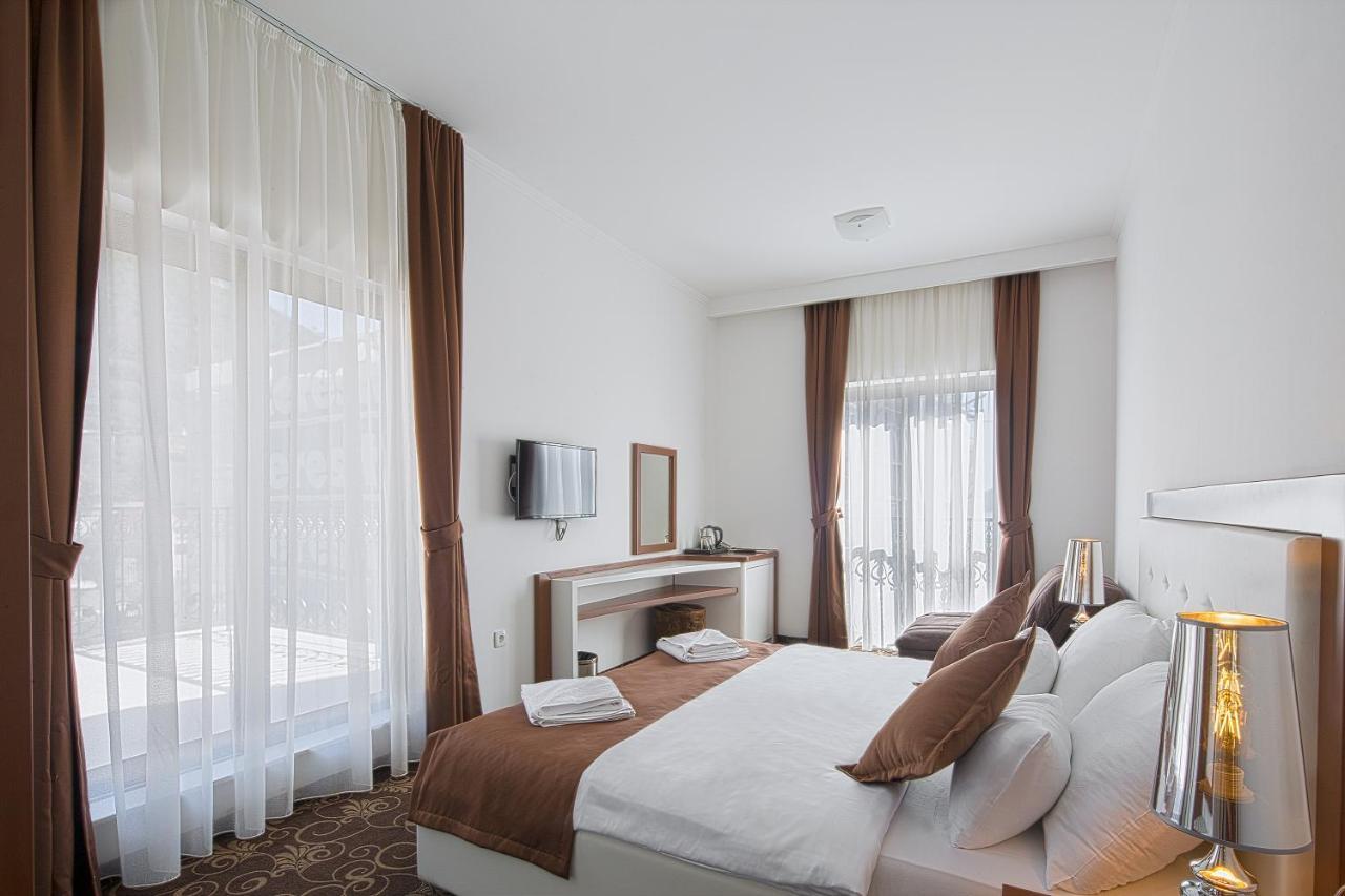 Hotel Pozzo Budva Bagian luar foto