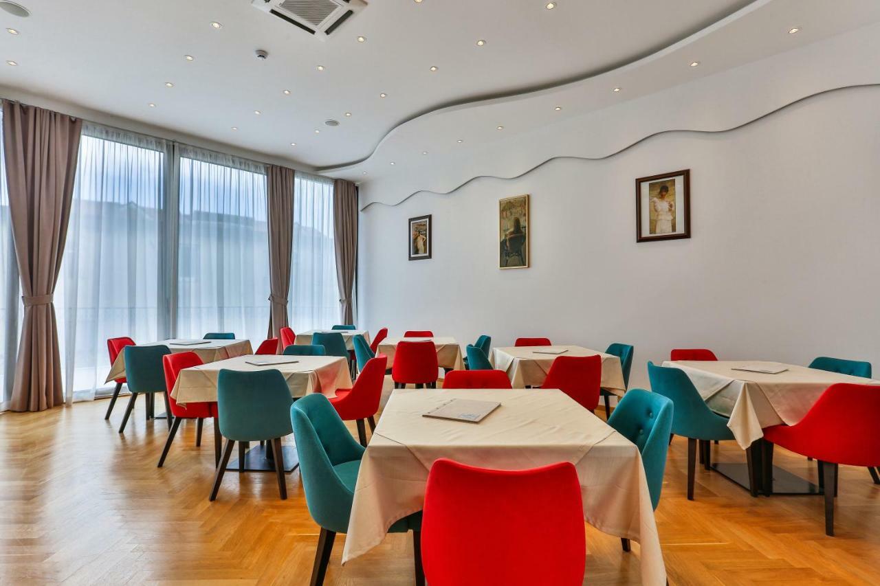 Hotel Pozzo Budva Bagian luar foto