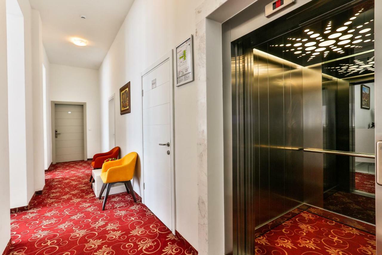 Hotel Pozzo Budva Bagian luar foto